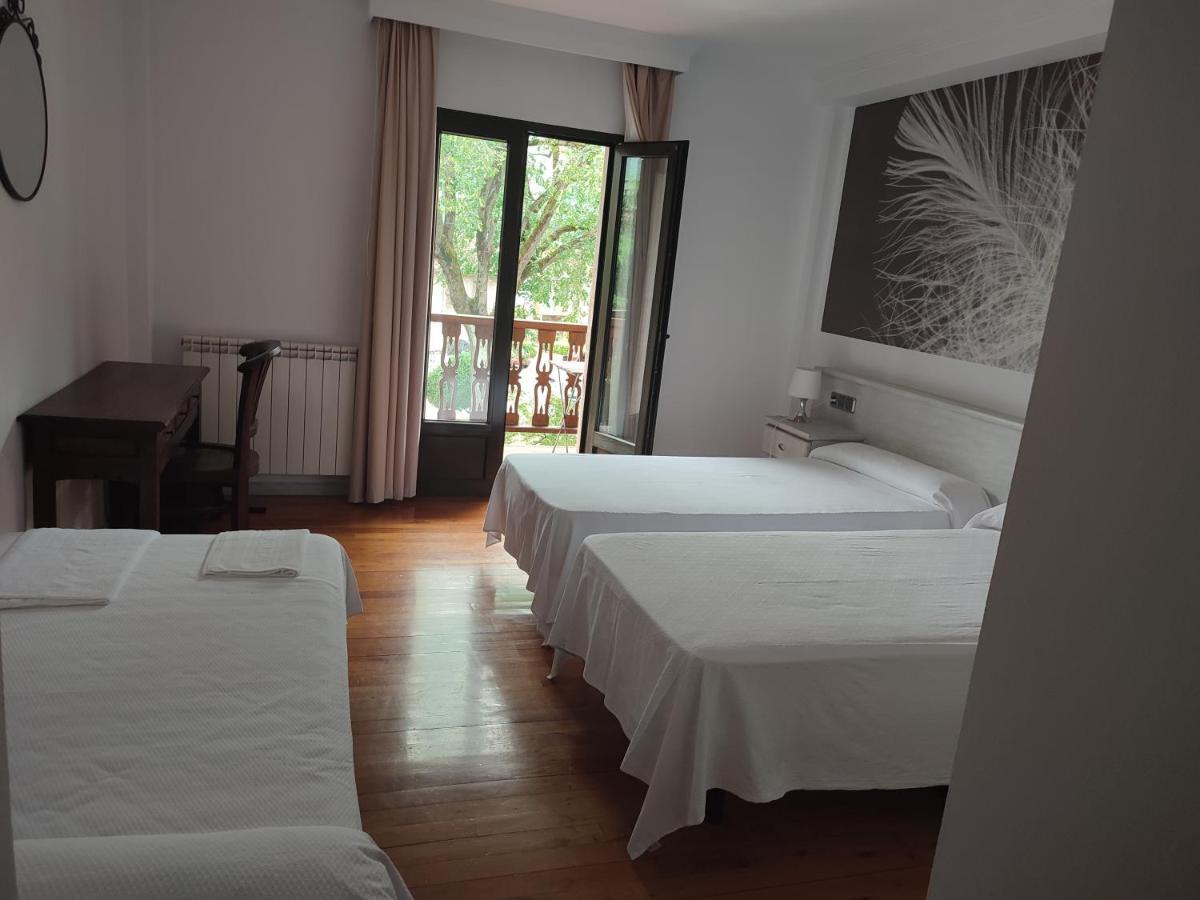 Hotel Pisuerga Proaza Esterno foto